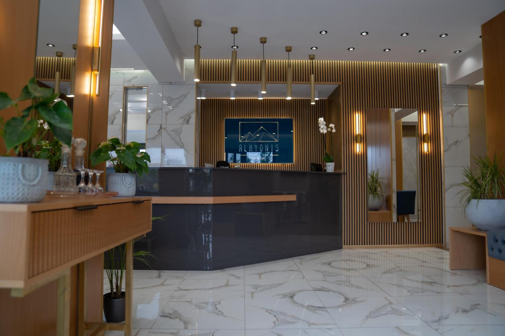 Alkyonis Hotel & Spa Loutraki  Exterior photo