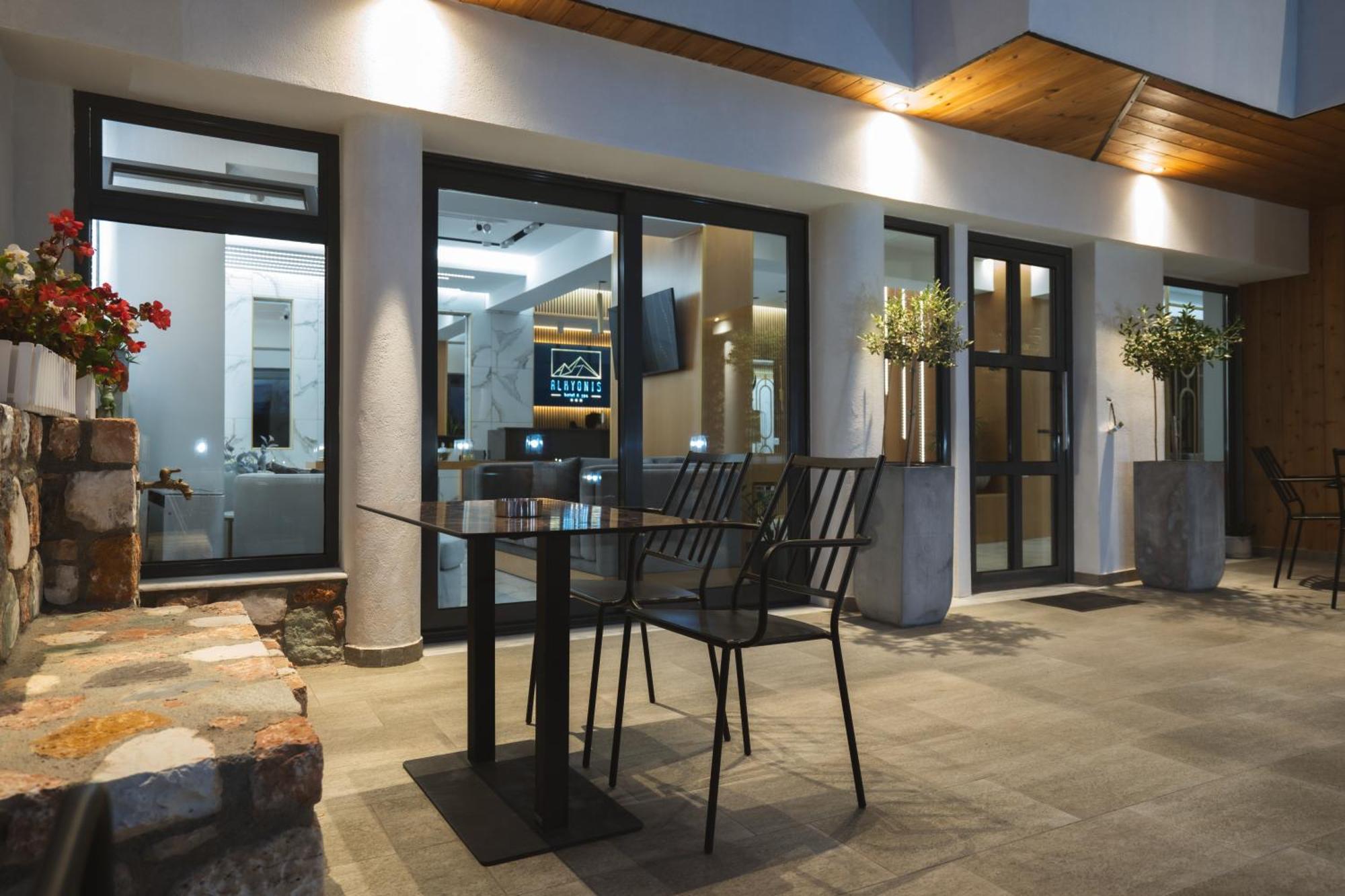 Alkyonis Hotel & Spa Loutraki  Exterior photo